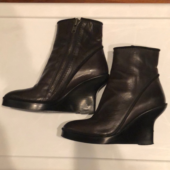 Haider Ackerman sculpted wedge booties sz 7 - Picture 2 of 16
